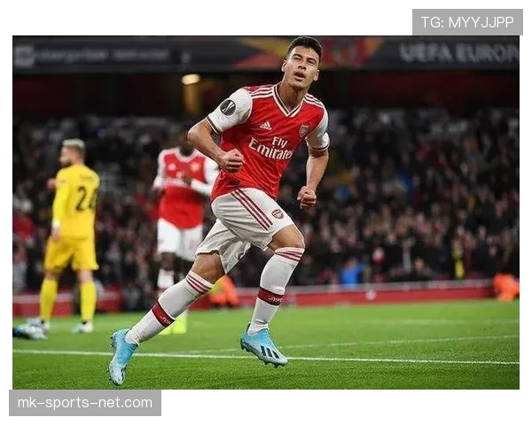 从替补奇兵到左路爆点：马丁内利的进化之路